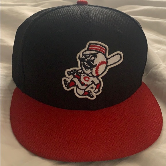 59 fifty Cincinnati Reds baseball hat - Picture 1 of 2